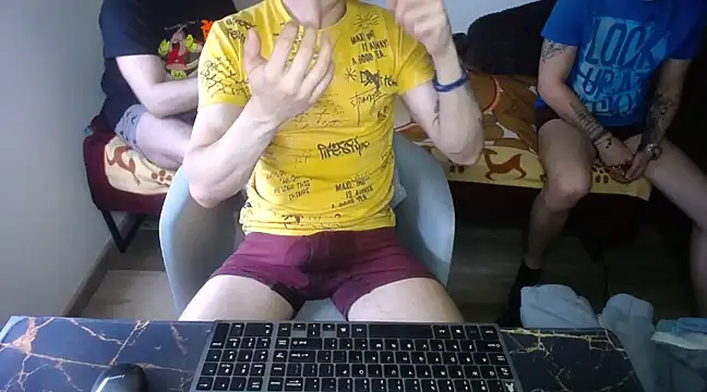 bossking017 online show from March 2025 07:17:01 PM