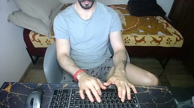 bossking017 online show from March 2025 11:21:01 AM