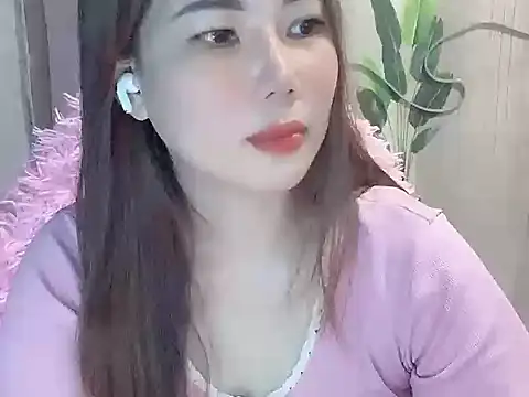 Snapshot of yumylovesex chatting on September 2025 10:06:02 AM yumylovesex online show from September 2025 10:06:02 AM