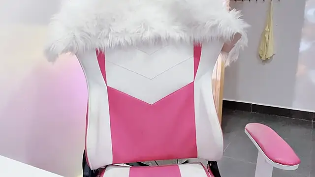 CindyQueen22 online show from December 2025 07:15:02 AM