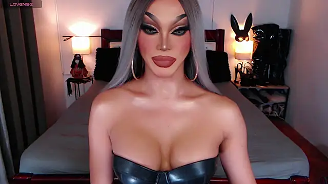 xQueenElektrax online show from November 2025 04:15:02 AM