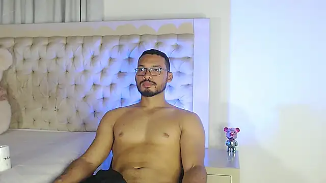 marcusblade online show from December 2025 10:26:01 PM