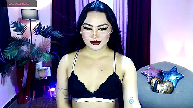 Snapshot of Unique_Maya chatting on October 2025 07:53:01 AM Unique Maya online show from October 2025 07:53:01 AM