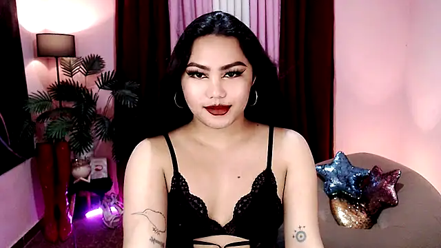 Snapshot of Unique_Maya chatting on November 2025 09:21:01 AM Unique Maya online show from November 2025 09:21:01 AM