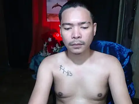 MANIACasianX online show from April 2026 03:42:02 PM