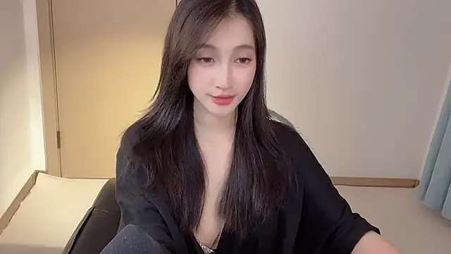 Seraphina-se online show from October 2025 04:17:01 PM