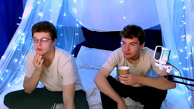 lucas long  online show from September 2025 11:06:02 PM