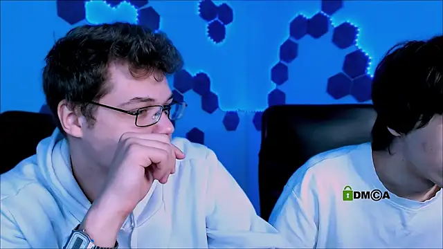 lucas long  online show from November 2025 09:31:02 AM