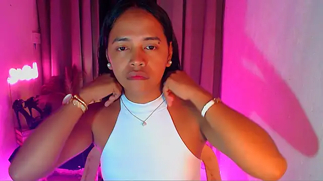 Lorainnelustts online show from January 2026 04:16:01 AM