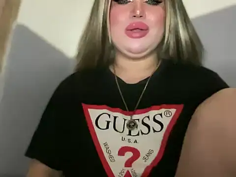 Snapshot of Naughtyrosecum chatting on November 2025 03:12:02 PM Naughtyrosecum online show from November 2025 03:12:02 PM