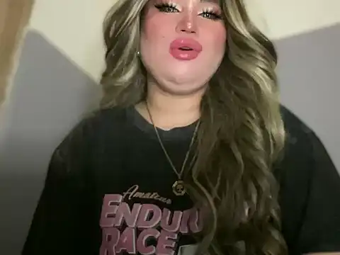 Snapshot of Naughtyrosecum chatting on November 2025 03:12:02 PM Naughtyrosecum online show from November 2025 03:12:02 PM