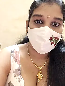 Snapshot of amelia-rani chatting on October 2025 04:23:02 AM amelia-rani online show from October 2025 04:23:02 AM