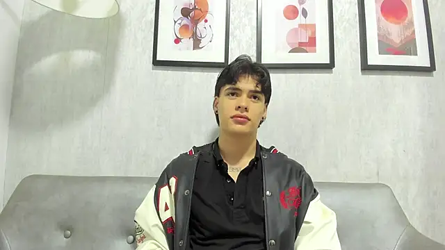 BenitoSaenz online show from December 2025 11:59:02 AM