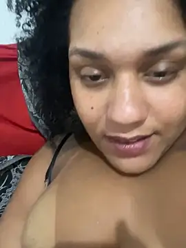 Snapshot of morenaluaa chatting on September 2025 01:18:01 AM morenaluaa online show from September 2025 01:18:01 AM