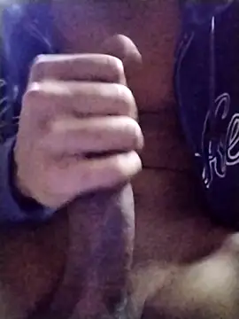 Snapshot of guevogranderixx chatting on April 2026 07:24:02 AM guevogranderixx online show from April 2026 07:24:02 AM