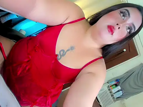 Snapshot of madeforyoou chatting on November 2025 02:49:02 PM madeforyoou online show from November 2025 02:49:02 PM