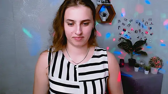 Snapshot of AmandaDimond_ chatting on September 2025 12:59:02 PM AmandaDimond online show from September 2025 12:59:02 PM