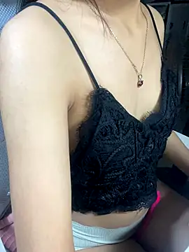 Mina048 online show from October 2025 03:57:02 PM