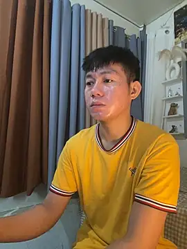 xshyboyx online show from February 2026 01:48:01 AM