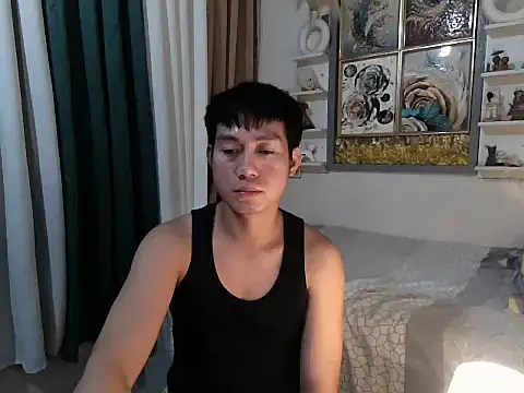xshyboyx online show from May 2026 01:50:02 PM