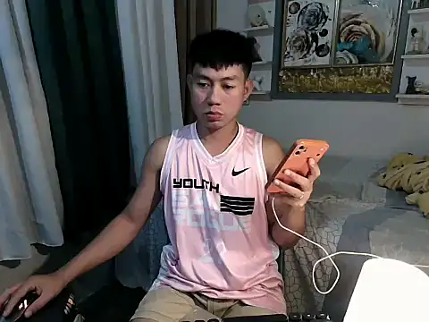xshyboyx online show from May 2026 12:57:02 PM