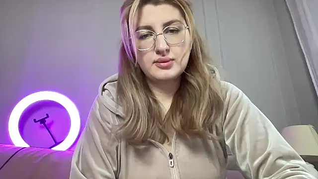 Kadayy1 online show from October 2025 04:45:02 AM