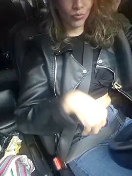 Snapshot of Miasiren chatting on February 2026 10:17:01 PM Miasiren online show from February 2026 10:17:01 PM