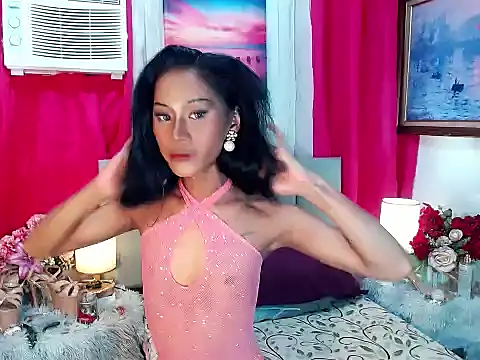 sassylatina online show from November 2025 04:49:01 PM