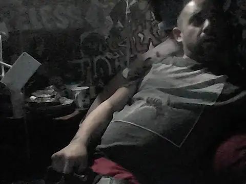 Twoslipperywhenwett online show from December 2025 11:10:01 PM