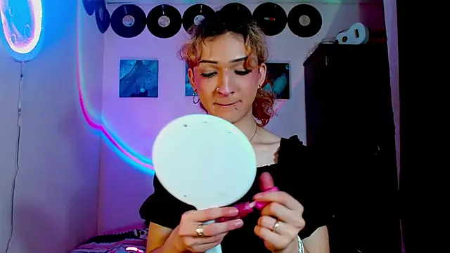 Snapshot of meghan_devil_ chatting on November 2025 04:01:02 AM meghan devil online show from November 2025 04:01:02 AM