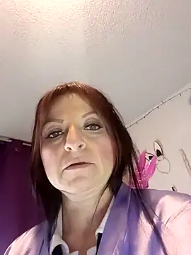 angierot2025 online show from December 2025 01:11:01 AM