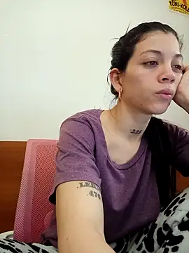 Paula Alameda online show from September 2025 01:22:01 PM