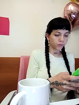 Paula Alameda online show from October 2025 11:24:02 PM