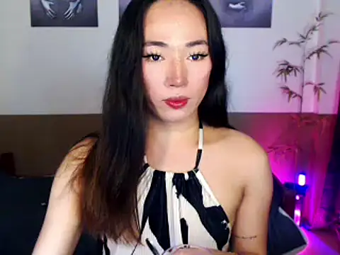 Snapshot of Spicy_kinky chatting on May 2026 12:32:01 PM Spicy kinky online show from May 2026 12:32:01 PM