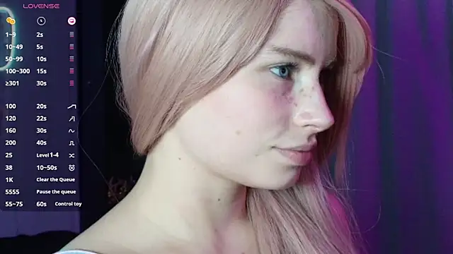 PieraMarch online show from October 2025 07:35:02 PM