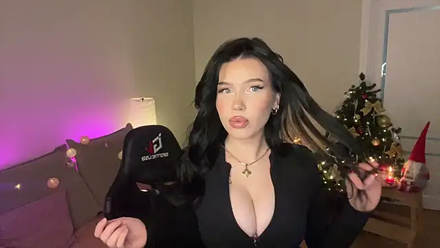 mistress of hearts online show from December 2025 07:54:02 PM