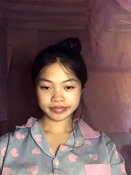 Snapshot of Thy00__ chatting on October 2025 03:42:02 PM Thy00 online show from October 2025 03:42:02 PM