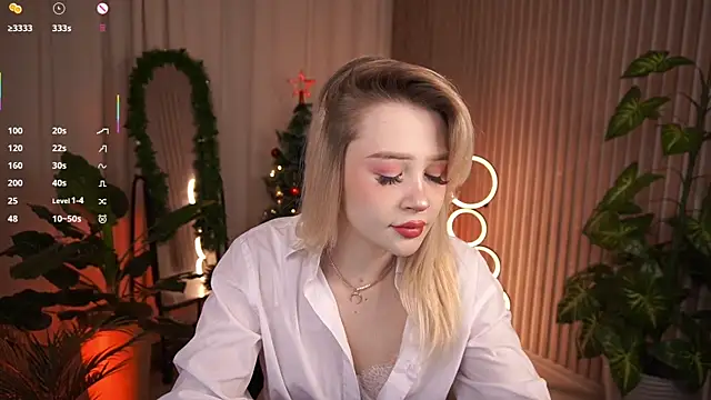 LauraWifeness online show from January 2026 05:56:01 AM