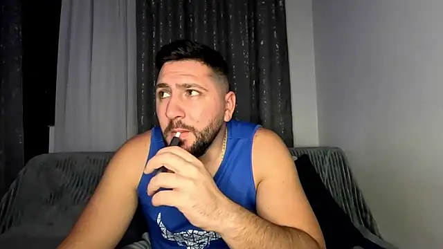 Gold Alpha Boy online show from November 2025 05:23:01 PM