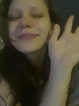 Lunliss online show from November 2025 10:37:01 PM