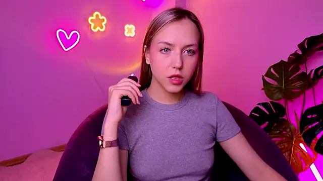 Snapshot of CindySparkl chatting on May 2026 03:23:01 AM CindySparkl online show from May 2026 03:23:01 AM