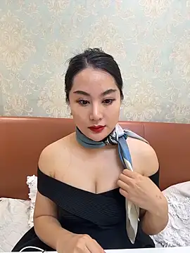 Candice888 online show from November 2025 01:44:02 PM