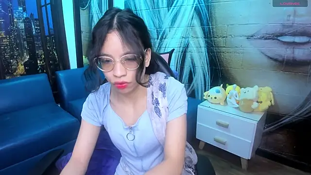 Giaa rossi online show from December 2025 01:39:02 PM