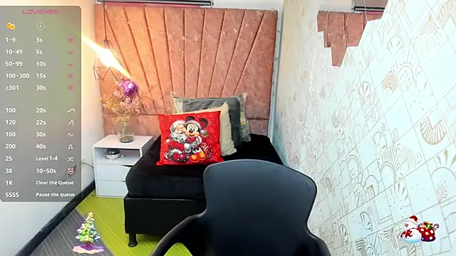 Lia Blake  online show from January 2026 12:40:01 PM