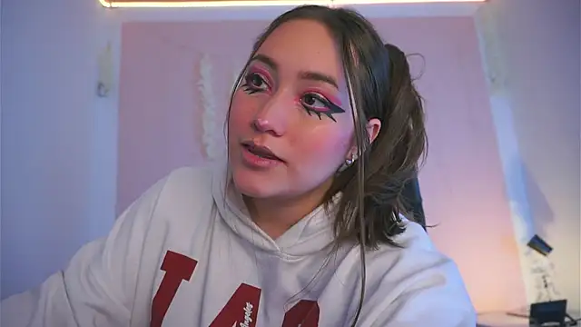 Violet moon24 online show from November 2025 10:01:02 PM