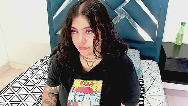 keith cute online show from November 2025 07:03:01 PM