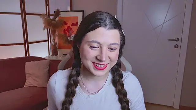 Queen Michelle  online show from January 2026 09:09:02 PM