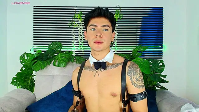 CamiiGuzmanX online show from March 2026 09:21:02 PM