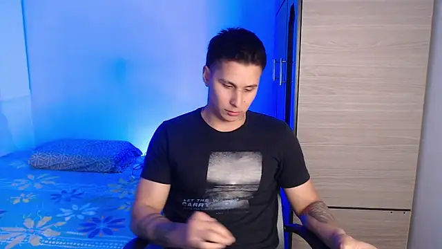 valentinosex1 online show from October 2025 01:24:02 AM