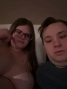 CurvyPaar2 online show from January 2026 08:18:02 PM